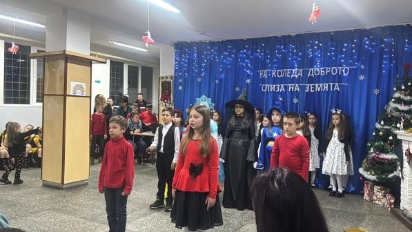 Вечер на вълшебства и затрогващо послание „НА КОЛЕДА ДОБРОТО СЛИЗА НА ЗЕМЯТА“ 3